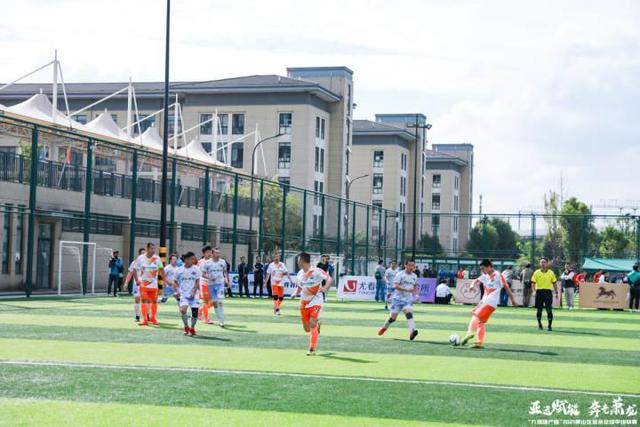 范戴克职业生涯8次与哈兰德交手 5胜3平未尝败绩